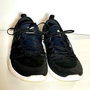 Nike Black and White Women’s Athletic Shoes Size 7.5